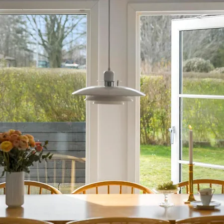 Amazing In With Kitchen *