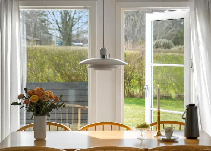Amazing In With Kitchen *